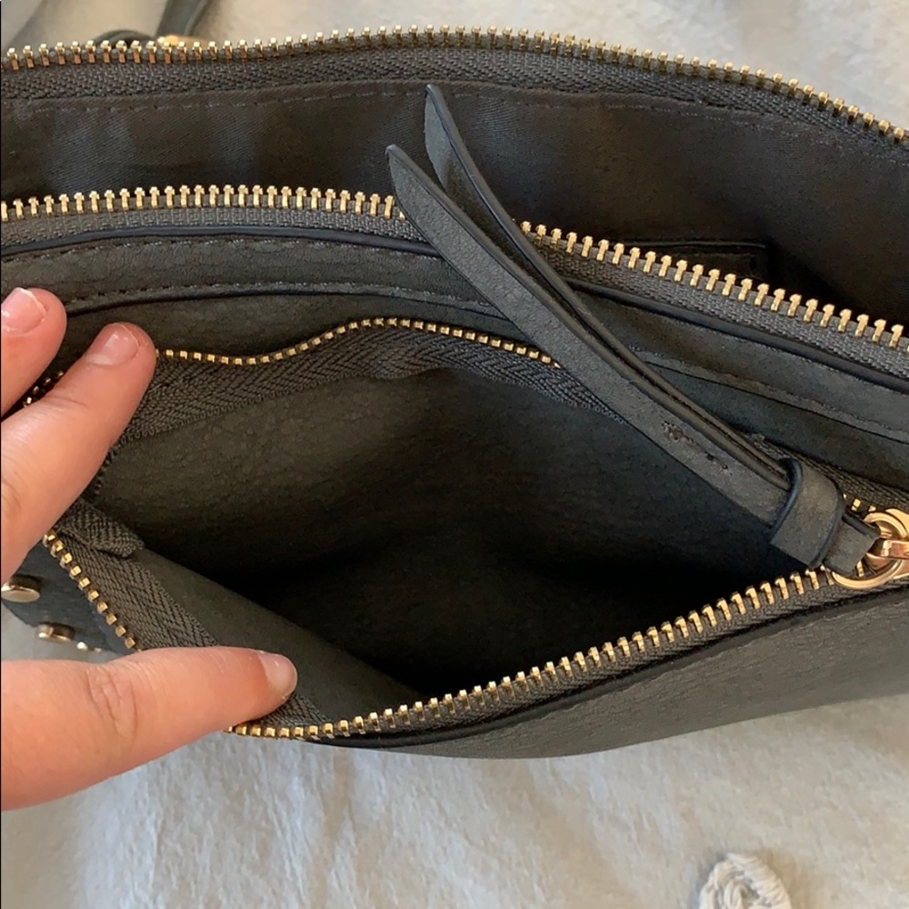 Purse - Picture 3 of 3